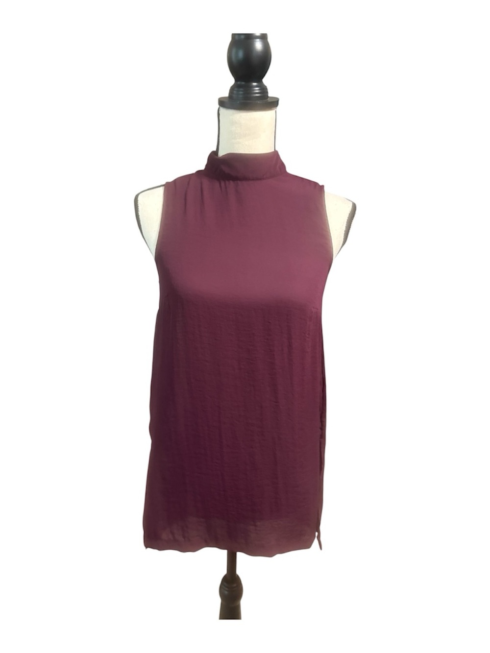 411 Conscious Sleeveless Mock Neck Shell Top in Plum